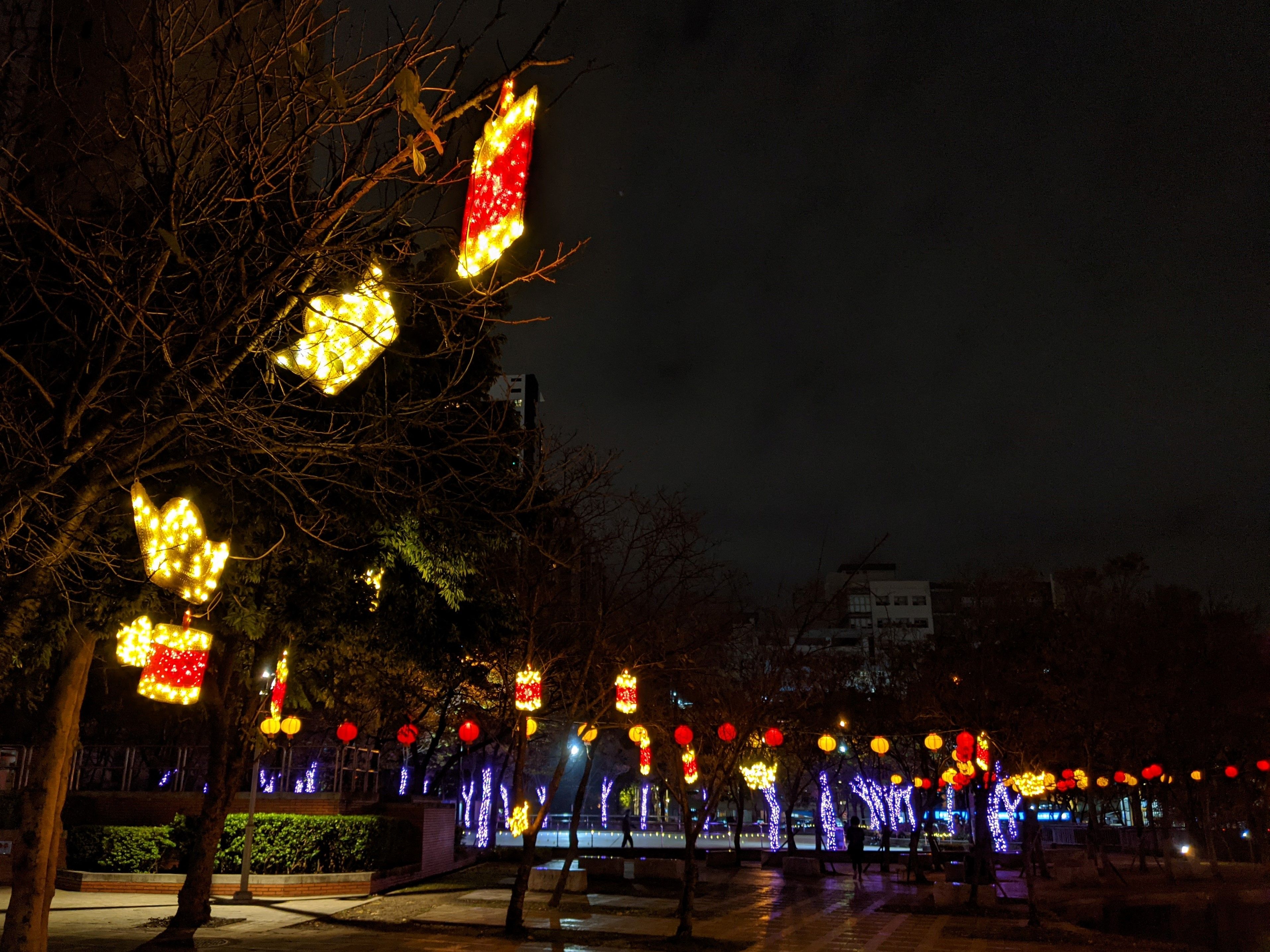 Local Guides Connect Yuan Xiao Jie in New Taipei City Lanterns Shine