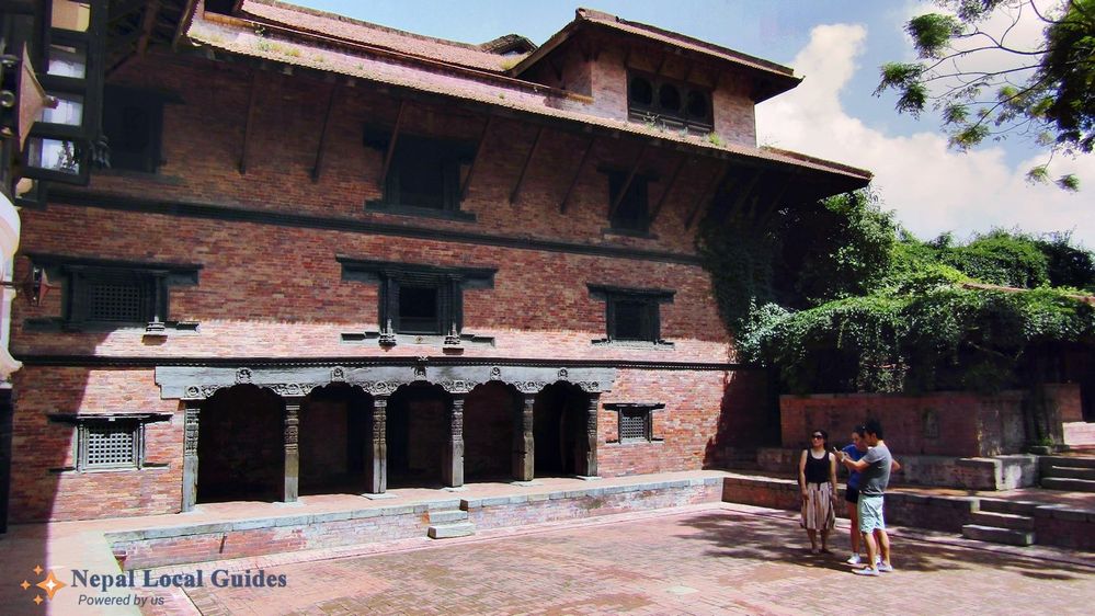 Courtyard behind the  Keshav Narayan Temple