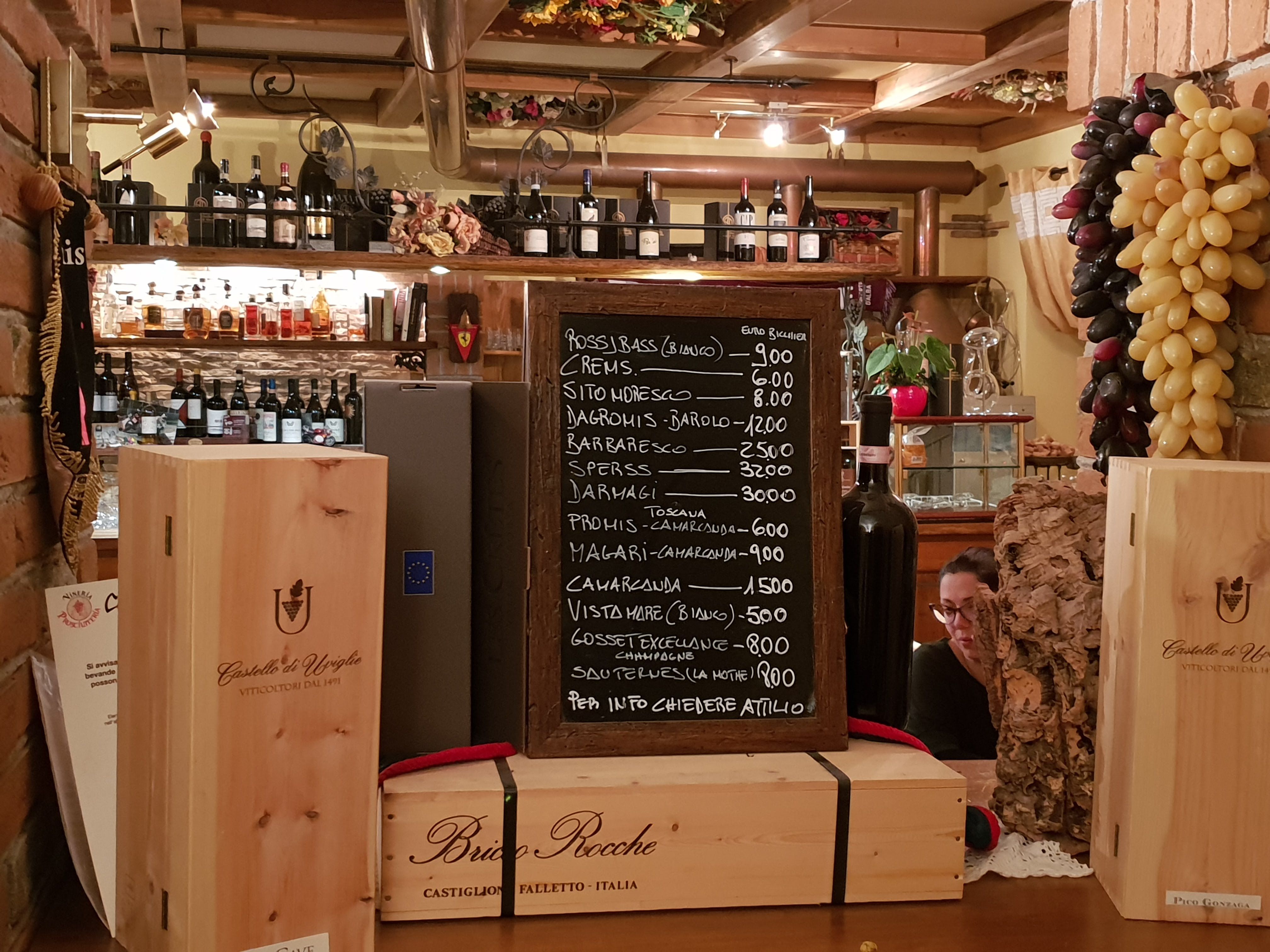 Wine offers at theVineria Caino in Branchette, Ivrea - Local guide @LuigiZ