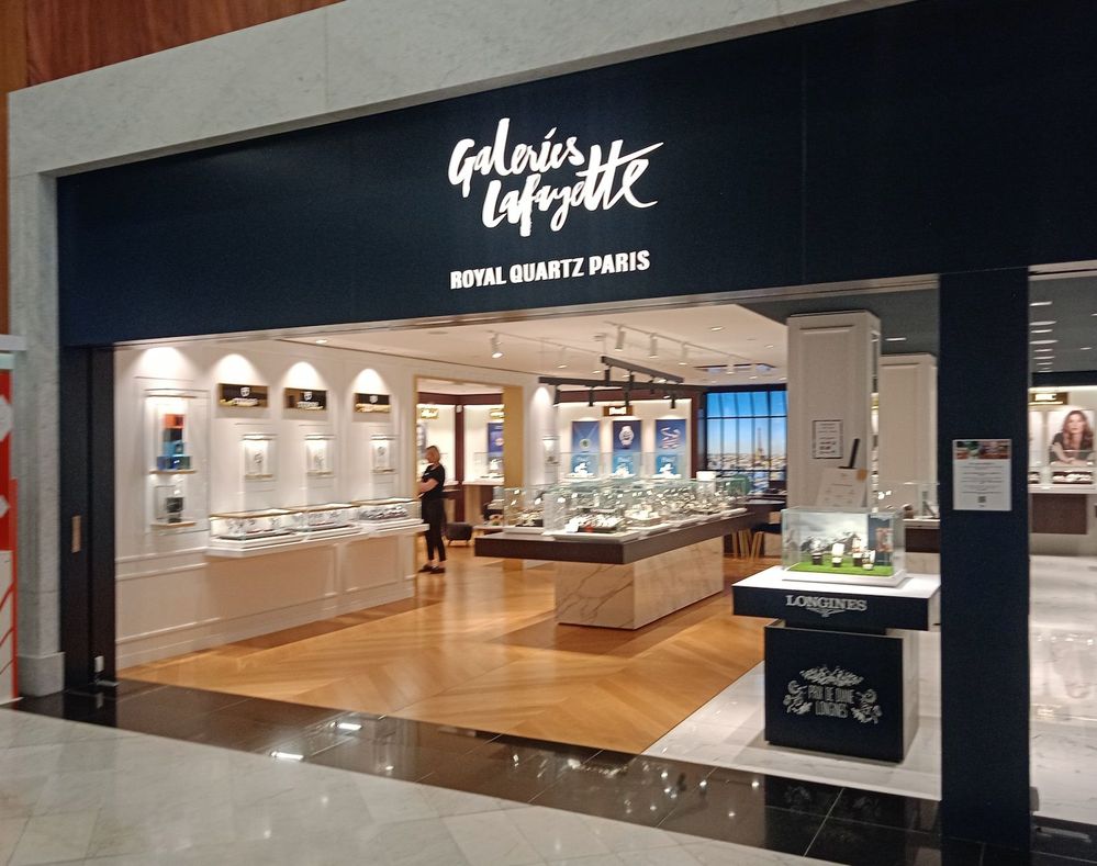 Local Guides Connect Paris Airport StoreFront Photos All Glam