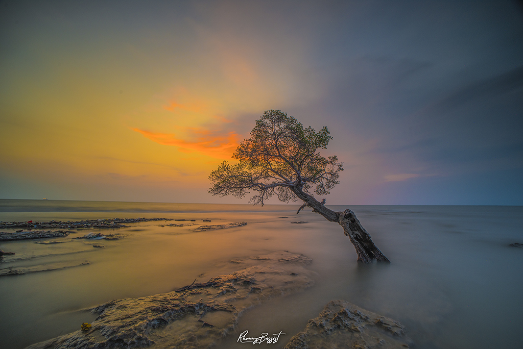 Sunset At Kuri Ca Di Beach Maros South Sulawesi In Local Guides Connect Local Guides Connect