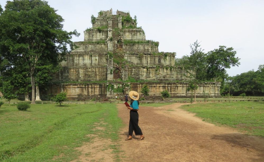 Me in front of Prasat Thom/Prang, Pyramid temple  (Koh Ker), Preah Vihear